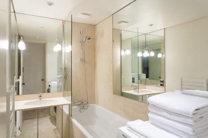 Jak wybrać lustro łazienkowe?